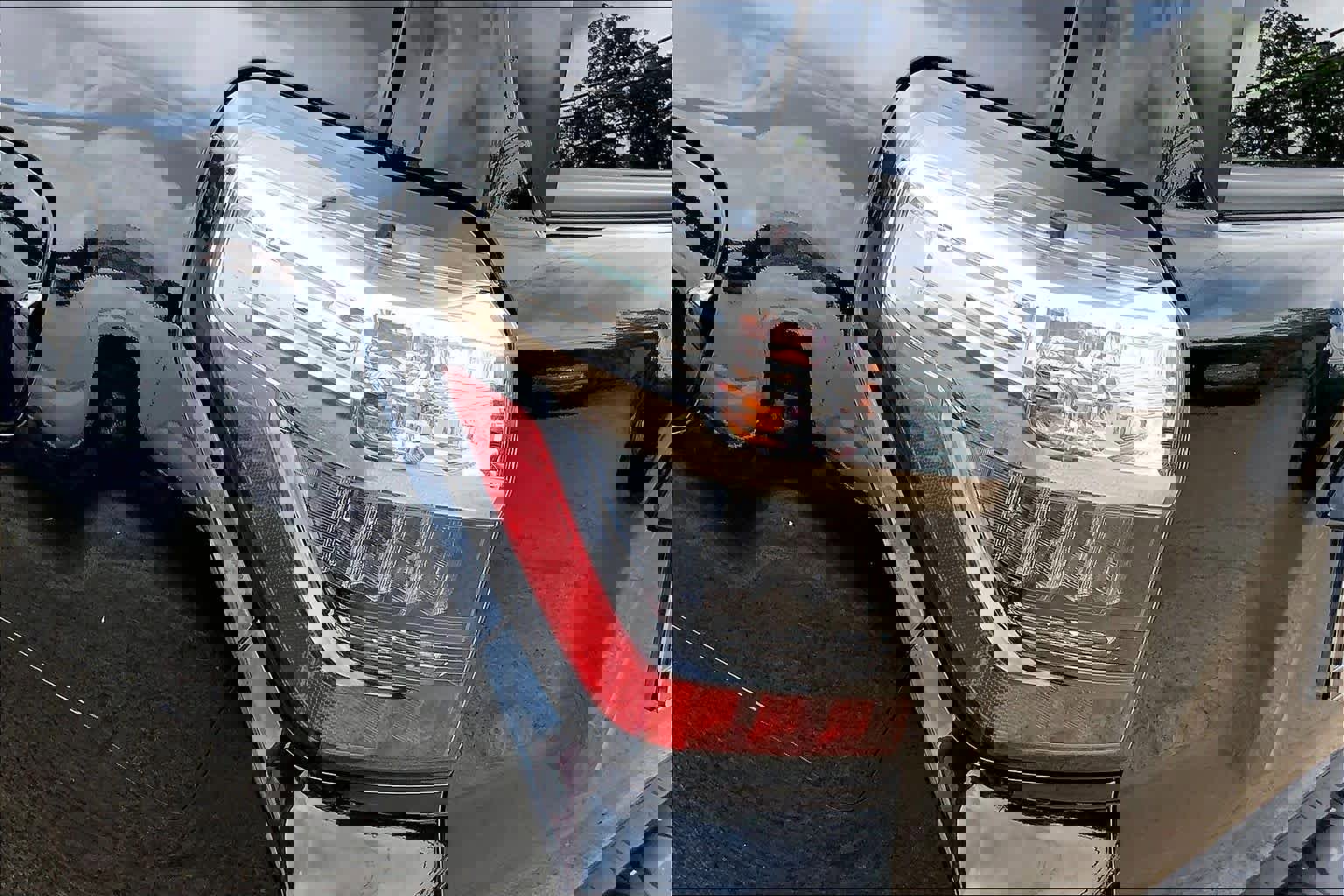 Used 2024 Toyota 4Runner SR5 AWD/4WD image 28