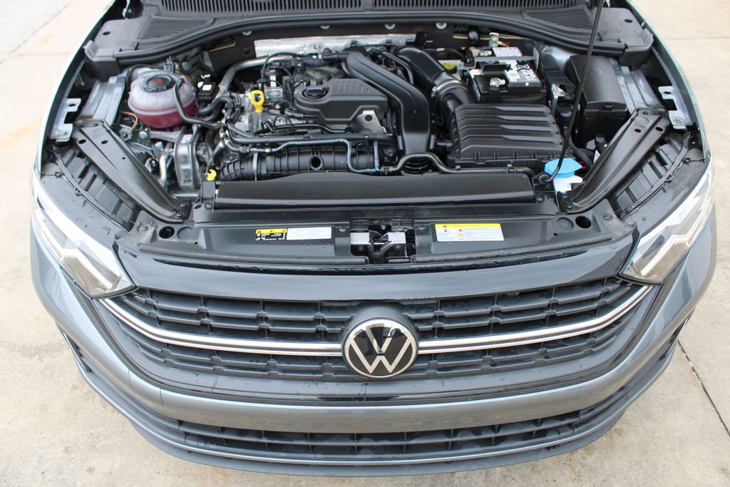 Certified 2024 Volkswagen Jetta Sport image 27