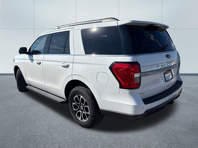 Used 2022 Ford Expedition XLT AWD/4WD image 2