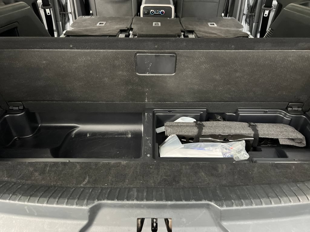 Used 2024 Ford Expedition XLT RWD image 52