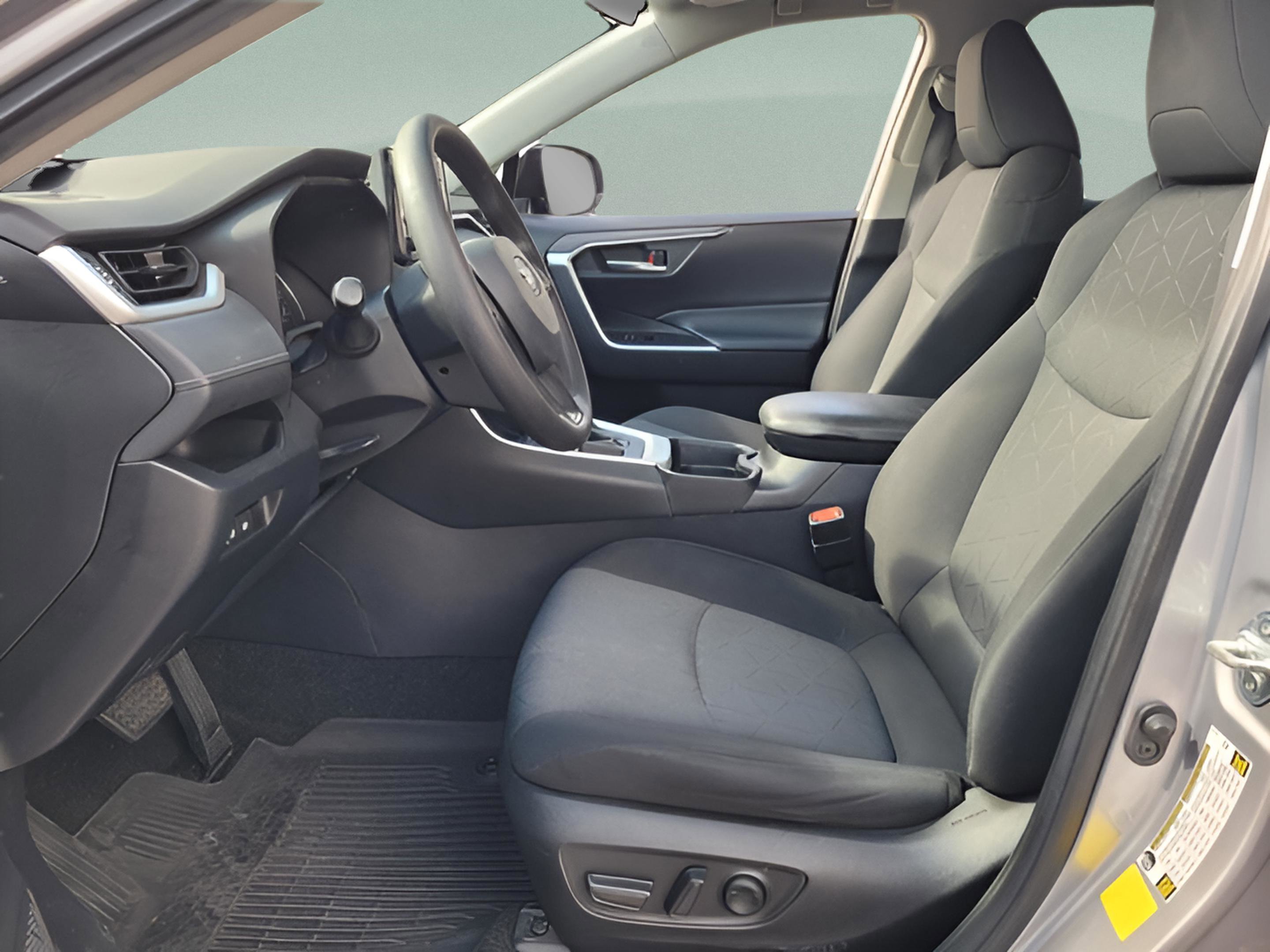 Certified 2021 Toyota RAV4 XLE image 13