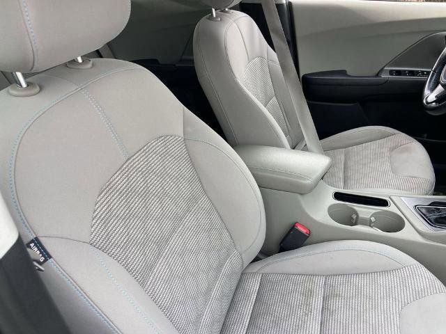 Used 2018 Kia Niro LX image 23