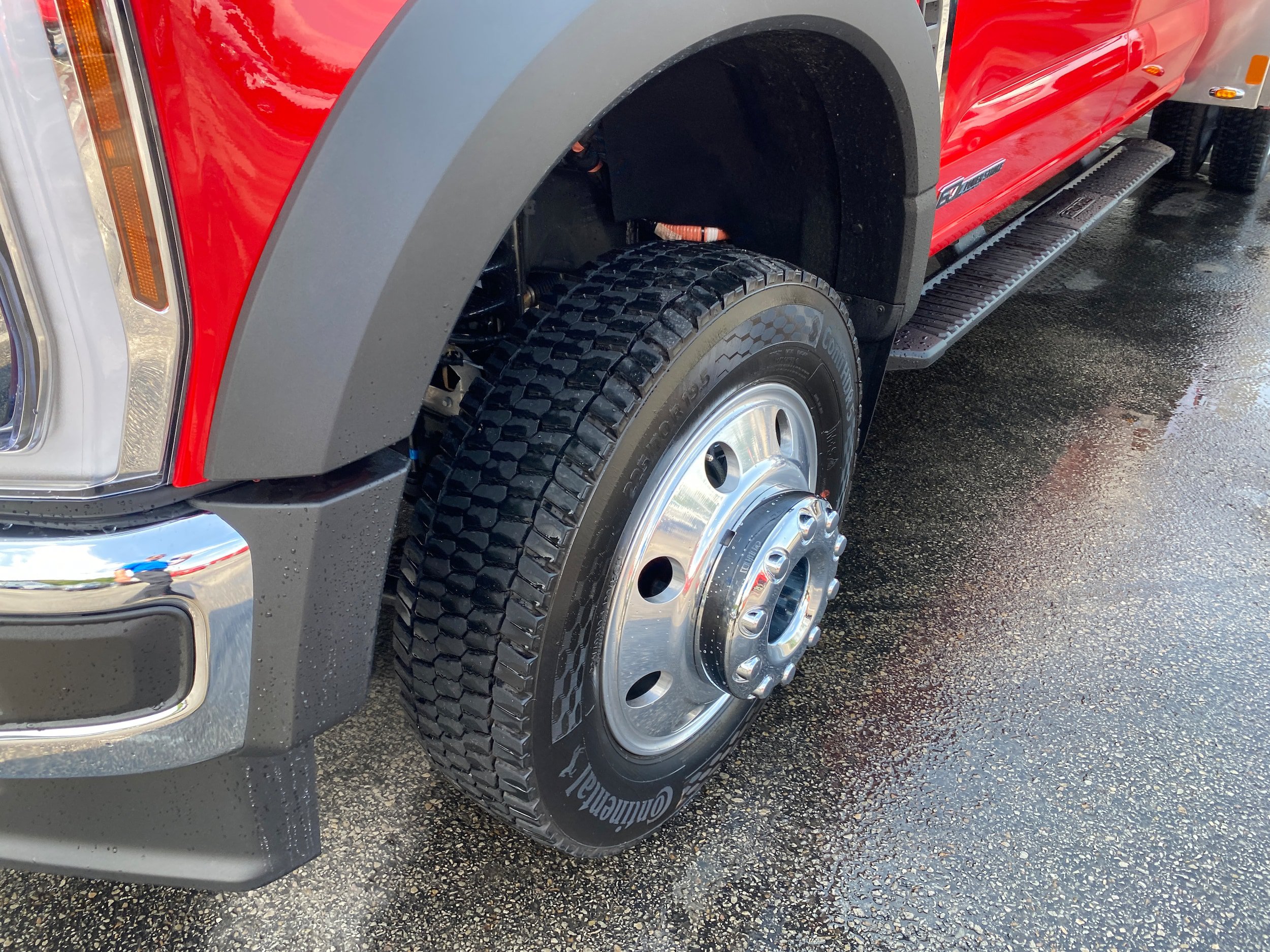 New 2026 Ford F550 4x4 Crew Cab image 18