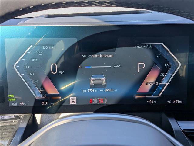 Certified 2025 BMW i5 xDrive40 w/ Premium Package AWD/4WD image 12