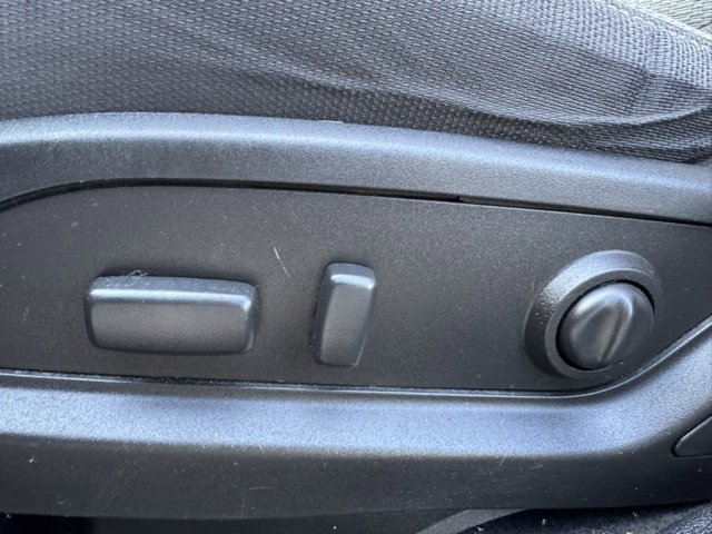 Used 2017 Chevrolet Traverse LT w/ Style and Technology Package image 15