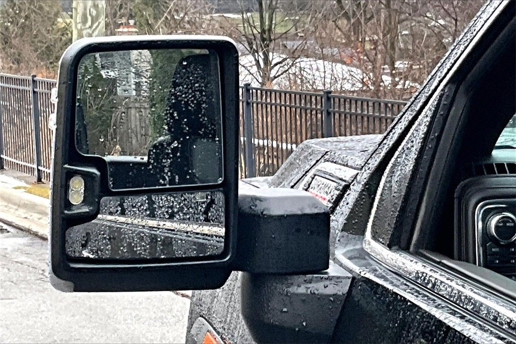 Used 2023 GMC Sierra 3500 Denali w/ Denali Ultimate Package image 13