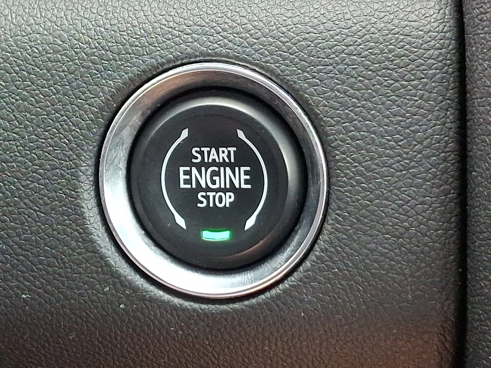 Used 2025 GMC Acadia Elevation FWD image 25