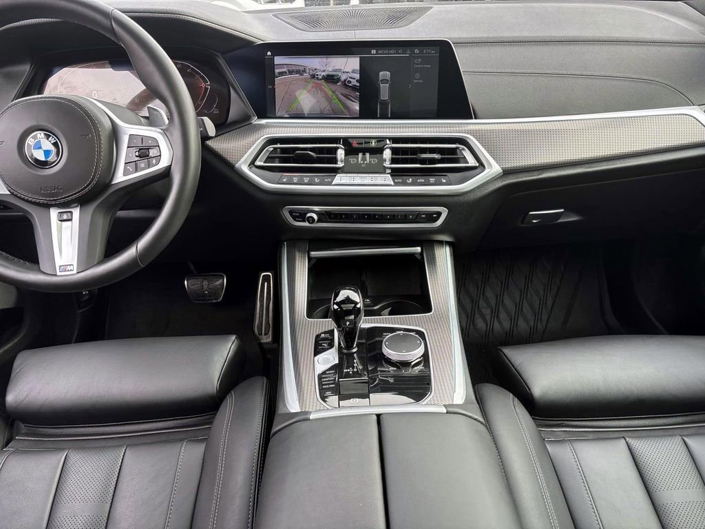 Used 2022 BMW X5 xDrive40i w/ M Sport Package image 29