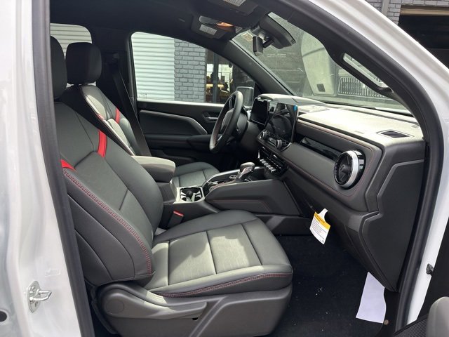 New 2025 Chevrolet Colorado Z71 w/ Midnight Edition image 7
