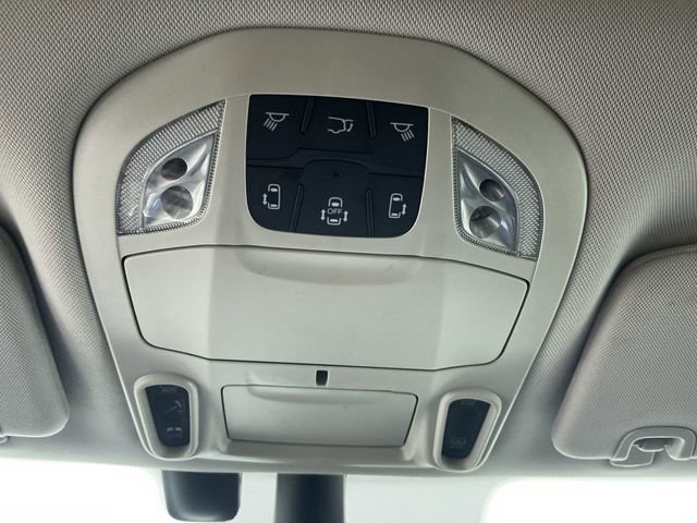 Used 2020 Chrysler Pacifica Limited w/ Advanced Safetytec Group image 26