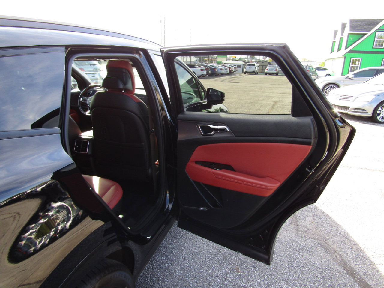 Used 2023 Kia Sportage SX image 25