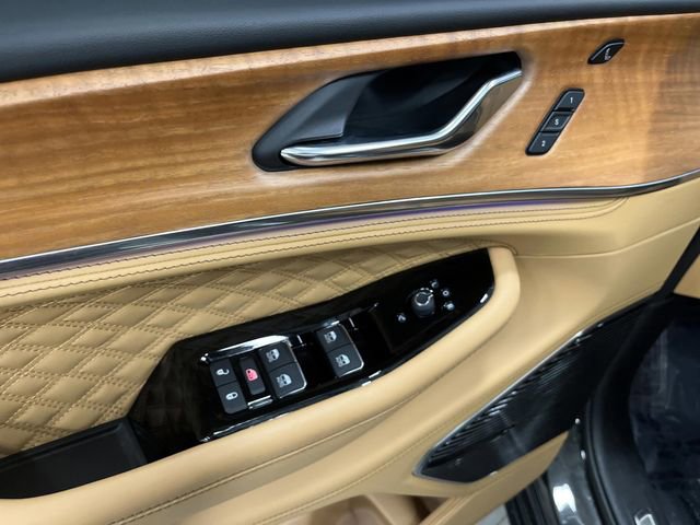 Used 2024 Jeep Grand Cherokee L Summit image 33