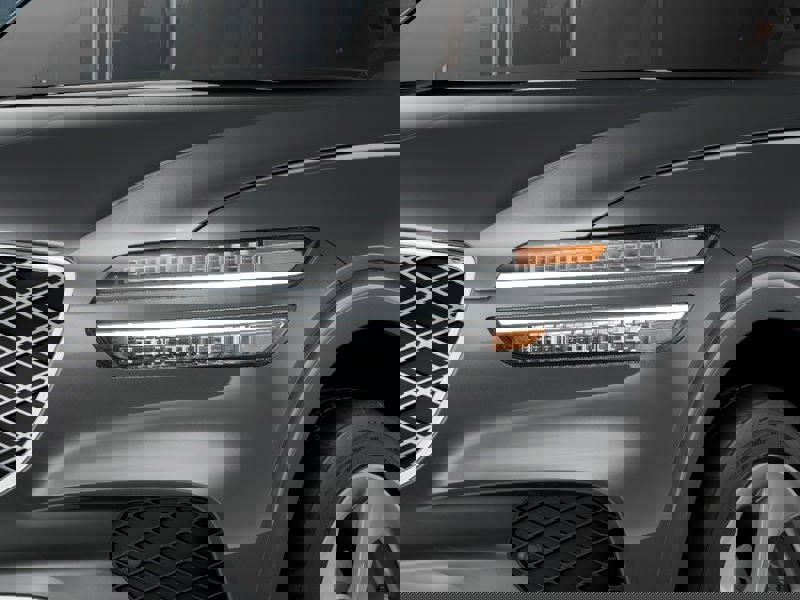 Certified 2026 Genesis GV70 2.5T Advanced image 25