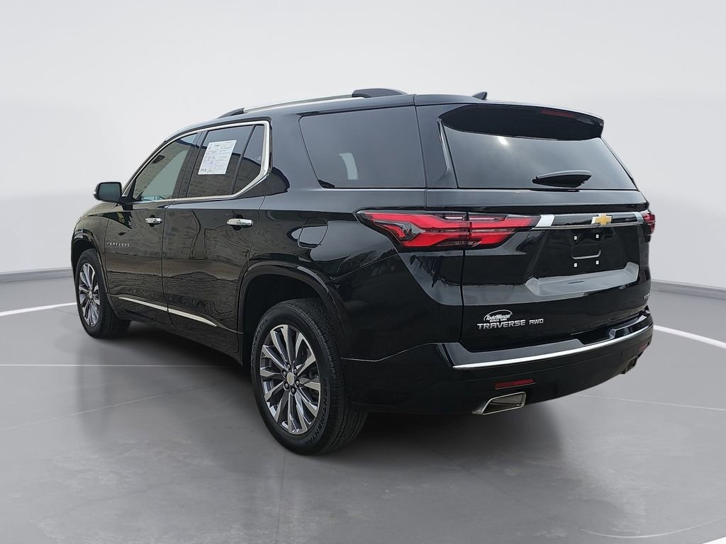 Used 2023 Chevrolet Traverse Premier AWD/4WD image 6