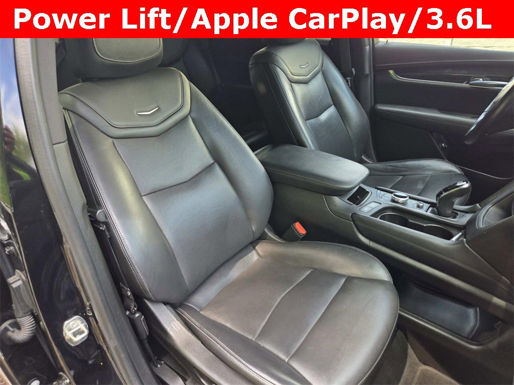 Used 2022 Cadillac XT5 Premium Luxury image 17