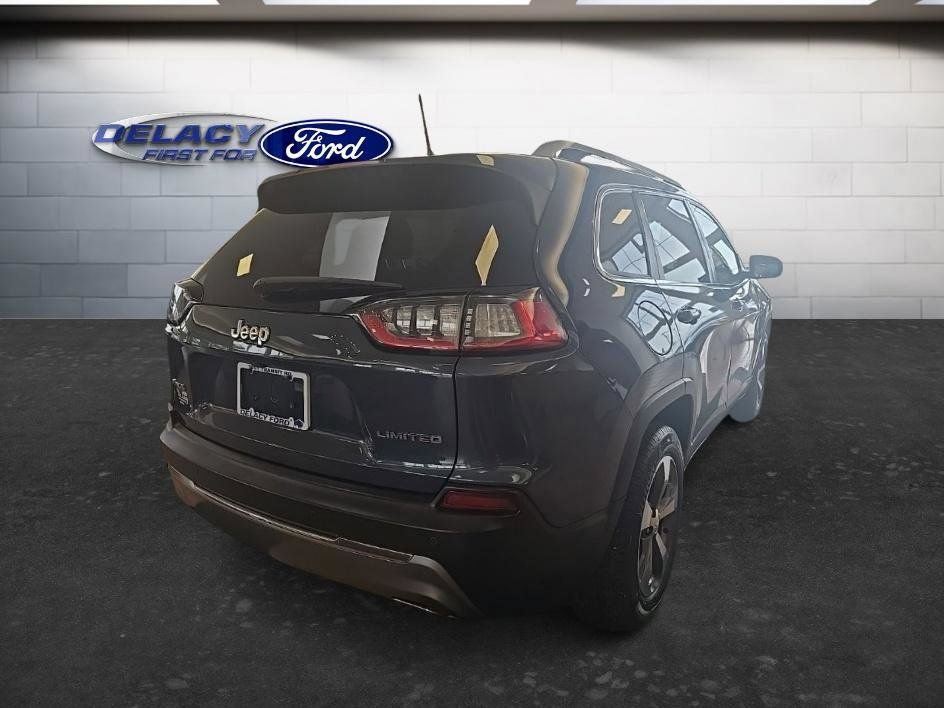 Used 2019 Jeep Cherokee Limited AWD/4WD image 6