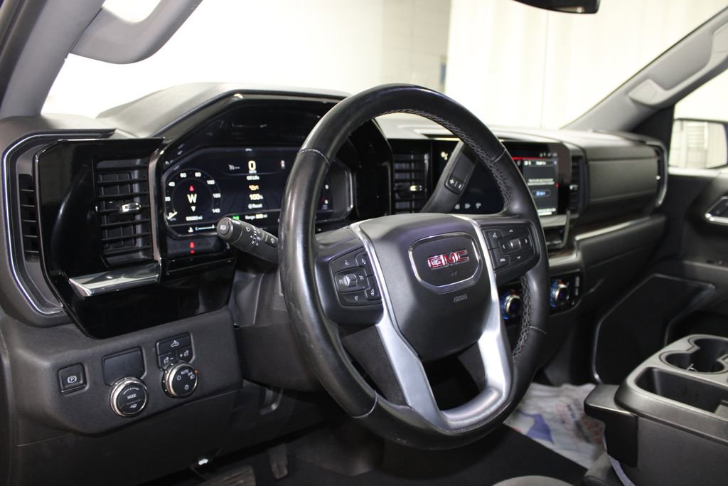 Used 2024 GMC Sierra 1500 SLE image 18