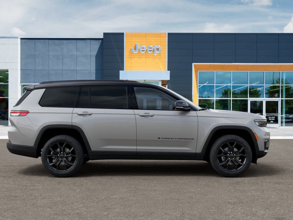 New 2025 Jeep Grand Cherokee L Limited AWD/4WD image 21