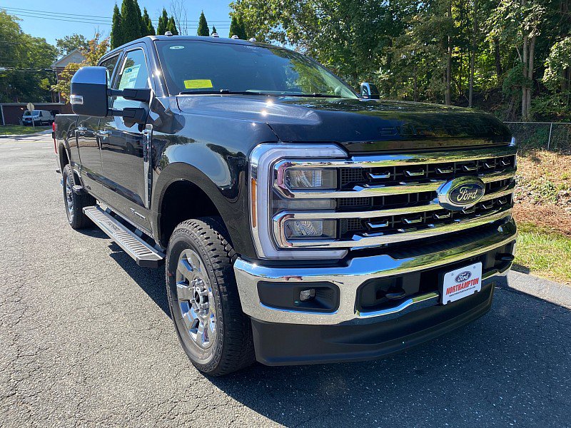 New 2026 Ford F350 Lariat image 3