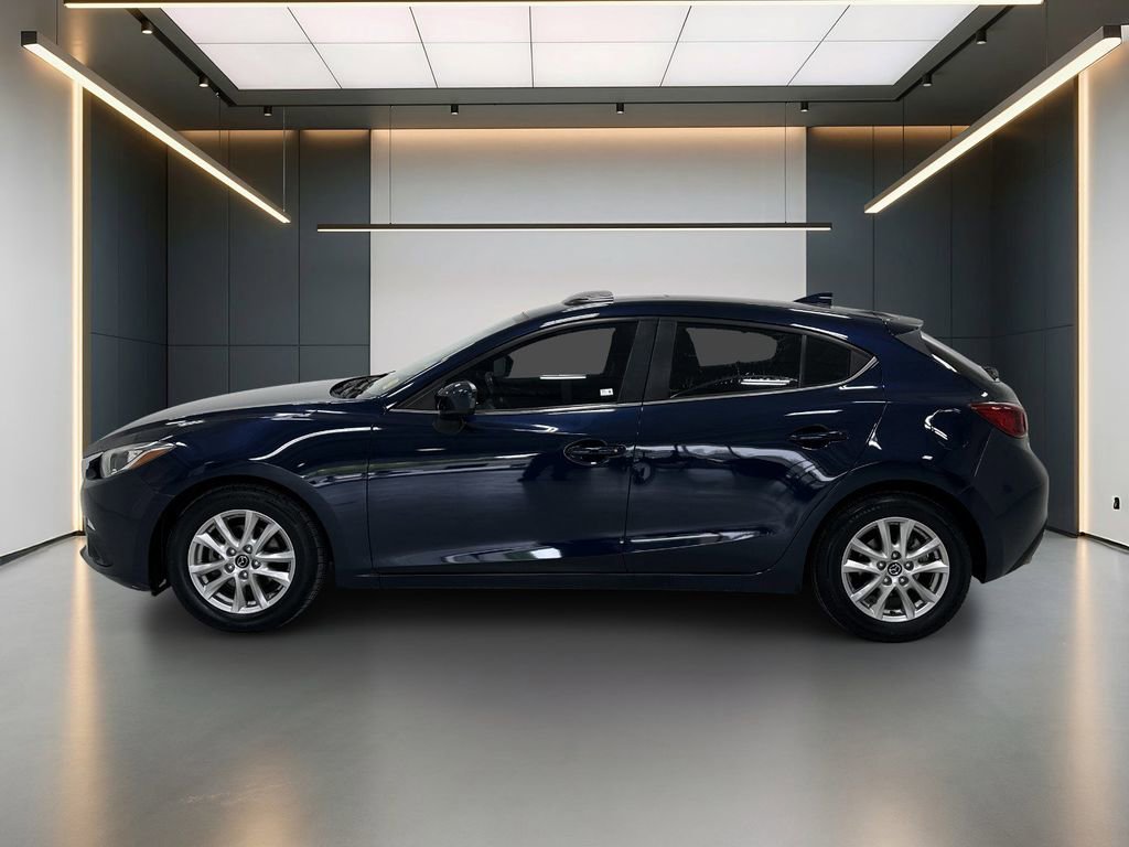 Used 2016 MAZDA MAZDA3 i Touring w/ Popular Equipment Package image 2