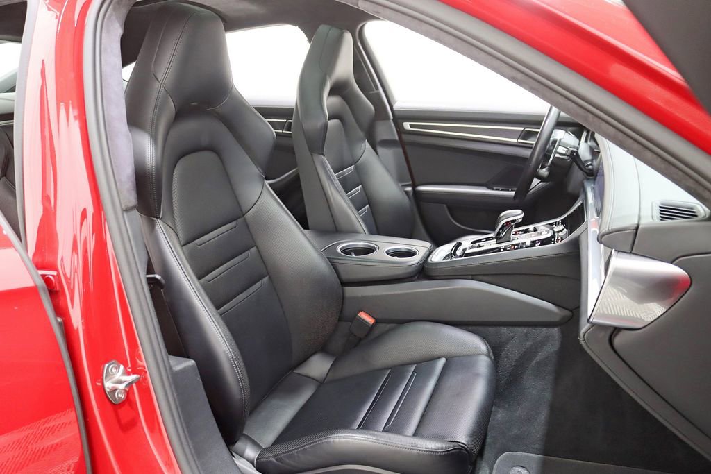 Used 2020 Porsche Panamera GTS AWD/4WD image 30