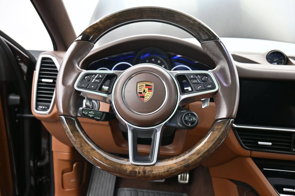 Used 2021 Porsche Cayenne S AWD/4WD image 11