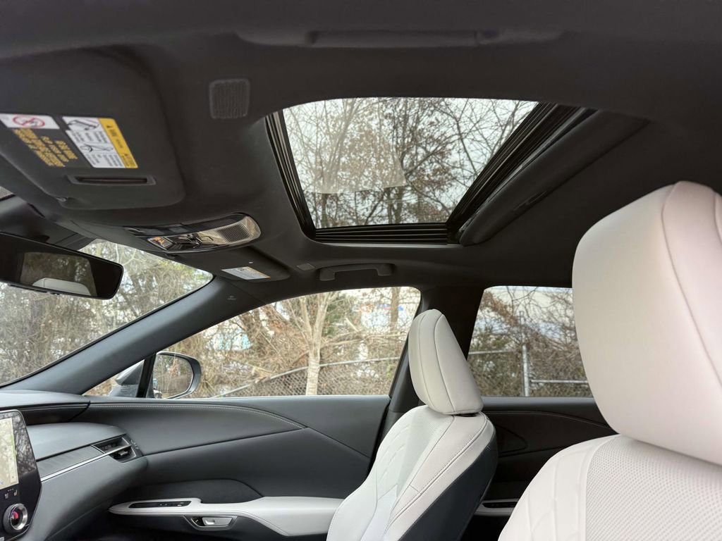 Used 2023 Lexus RX 350h w/ Accessory Package (2T) image 20