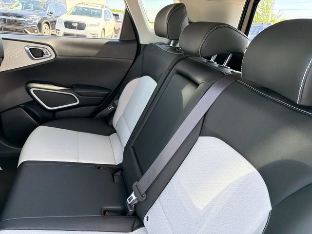 Certified 2024 Kia Soul GT-Line FWD image 22