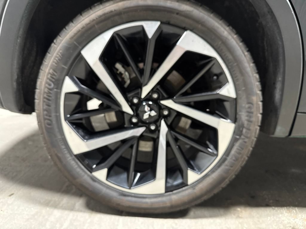 Used 2024 Mitsubishi Outlander SE FWD image 39