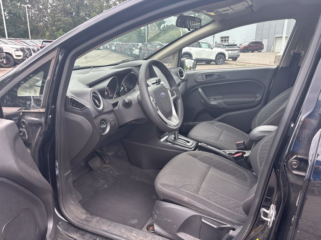 Used 2019 Ford Fiesta SE w/ Equipment Group 201A FWD image 5