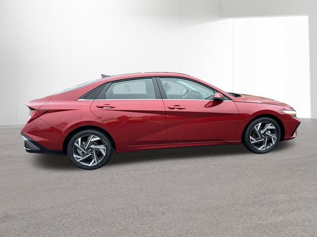 New 2026 Hyundai Elantra Limited image 40