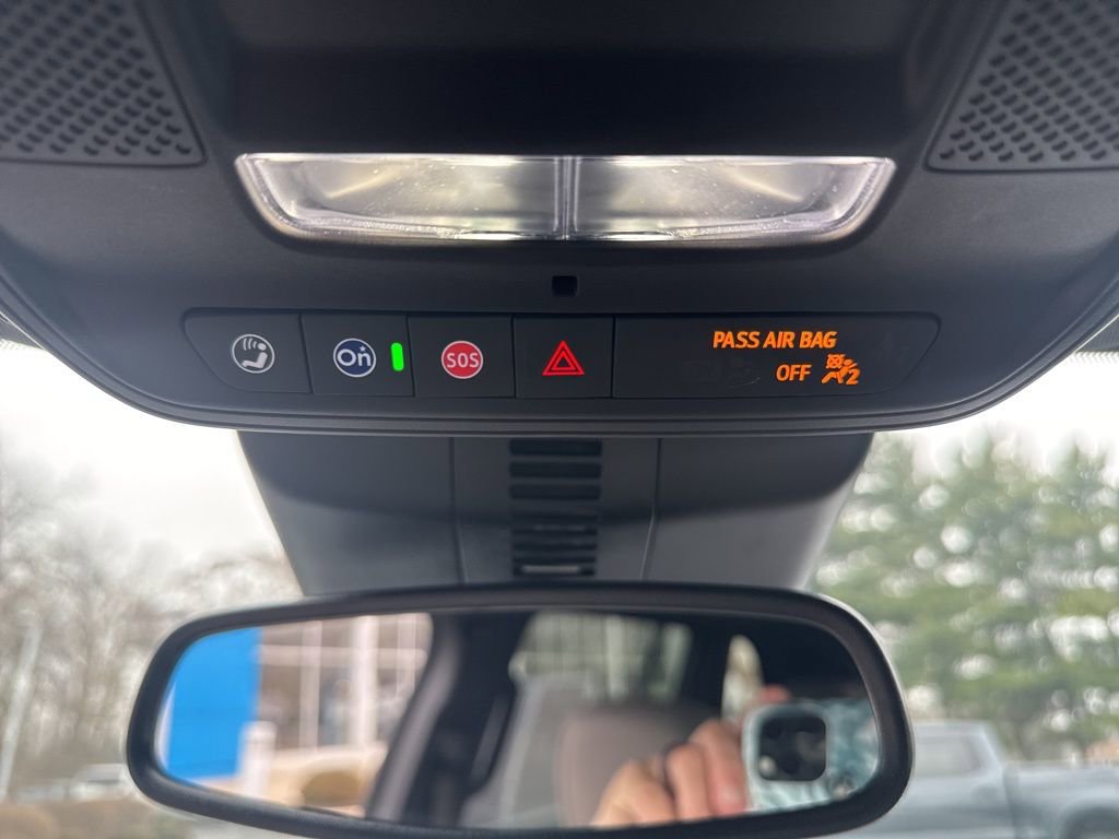 Certified 2024 GMC Acadia Elevation w/ Luxury Package image 16