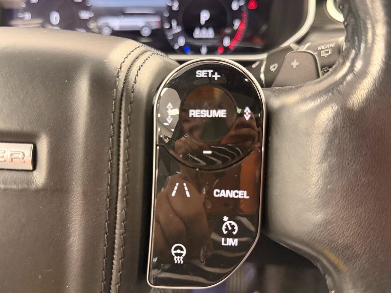 Used 2019 Land Rover Range Rover HSE AWD/4WD image 21
