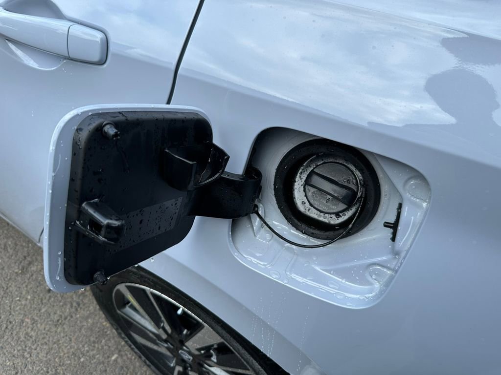 New 2025 Nissan Versa SV w/ Trunk Package image 30