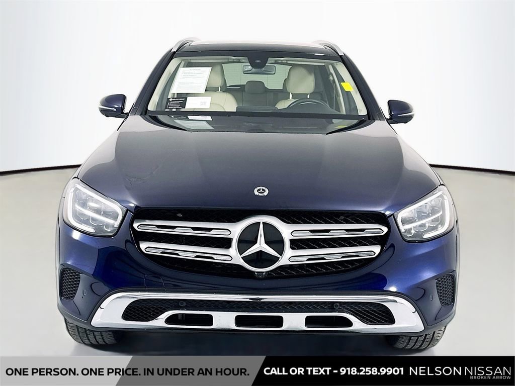 Used 2021 Mercedes-Benz GLC 300 4MATIC image 2