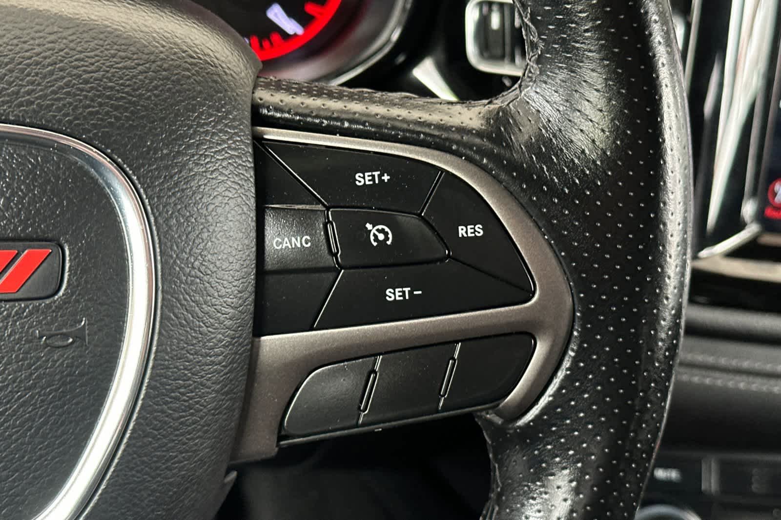 Used 2023 Dodge Durango SXT RWD image 27