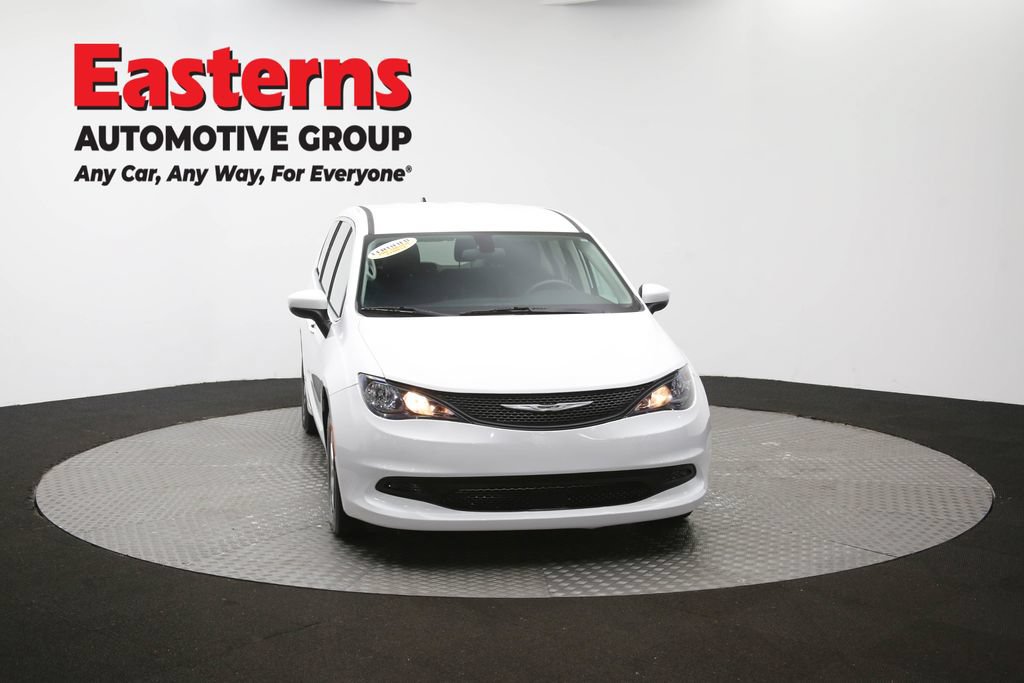Used 2022 Chrysler Voyager LX FWD image 50