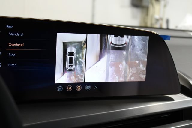 New 2027 Cadillac Vistiq Sport AWD/4WD image 15