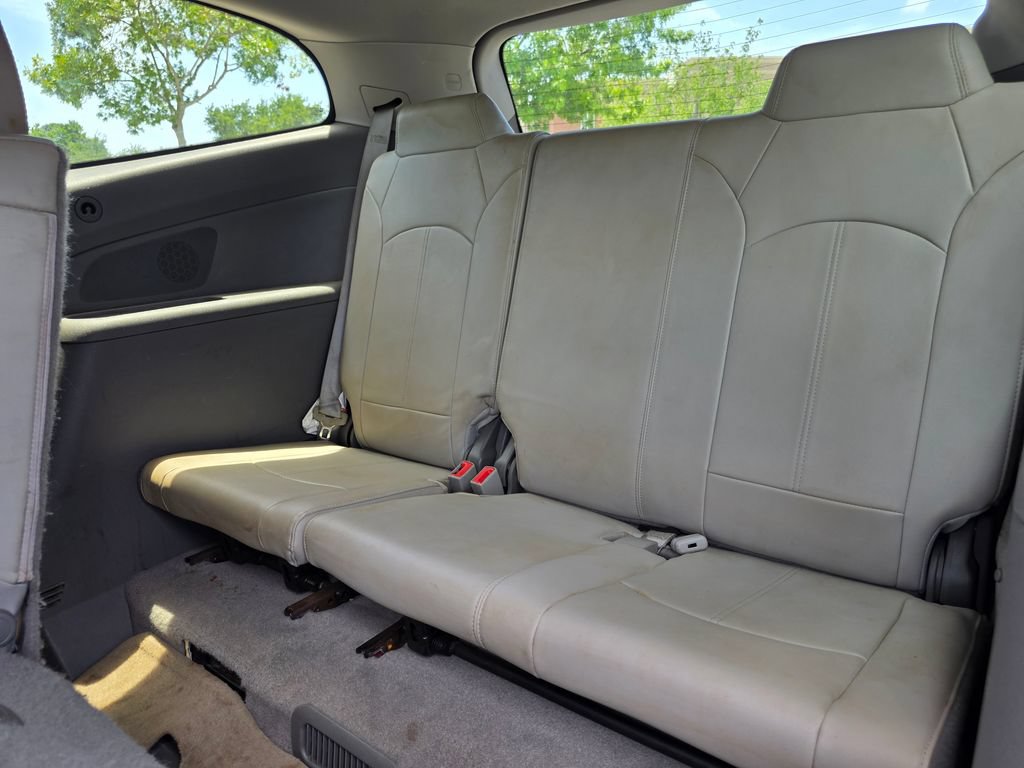 Used 2015 Chevrolet Traverse LT AWD/4WD image 29