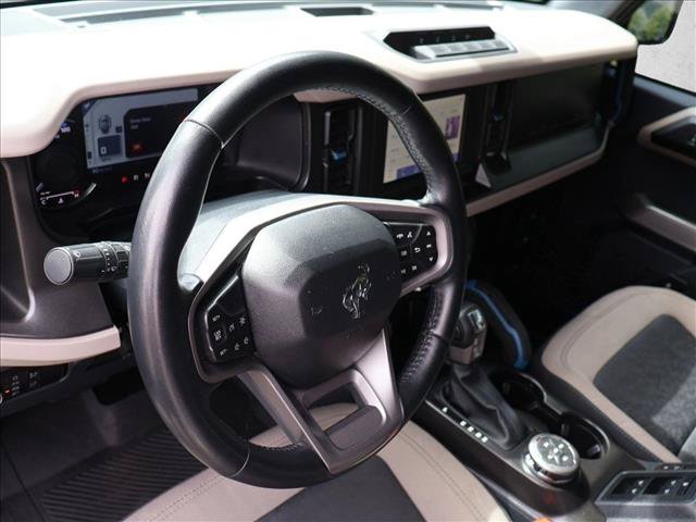 Used 2023 Ford Bronco Wildtrak AWD/4WD image 12