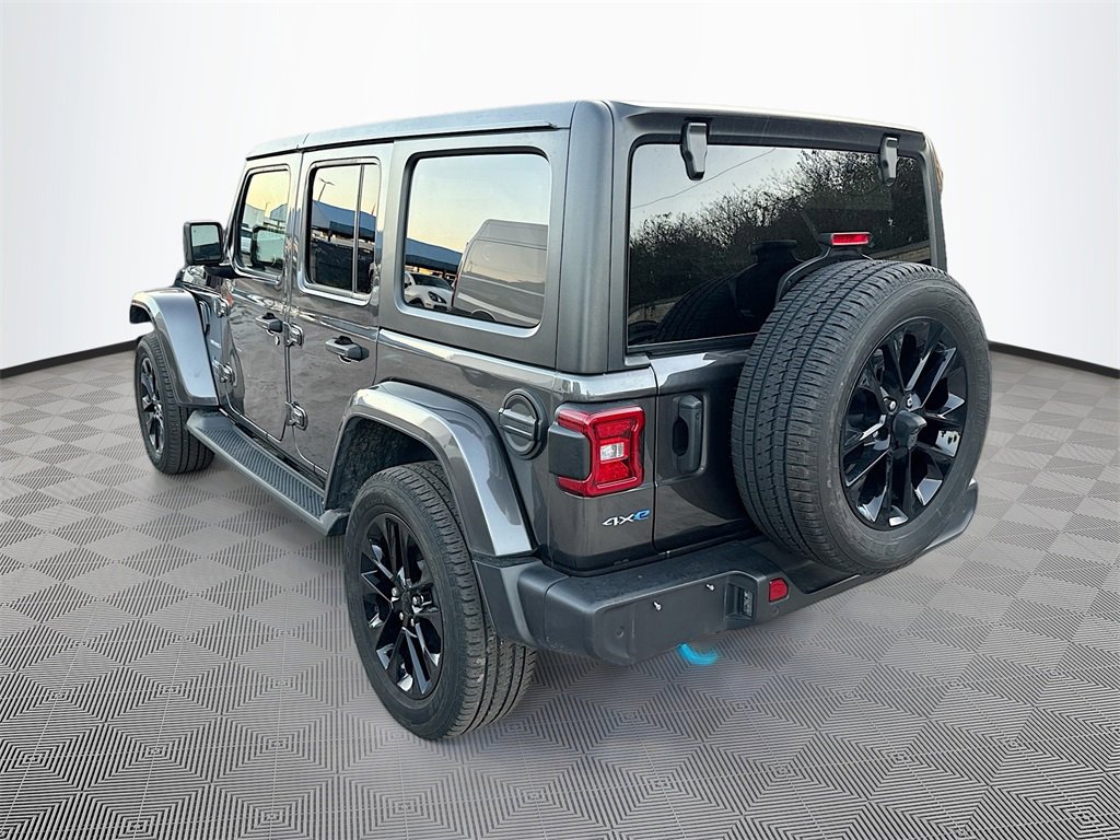 Used 2022 Jeep Wrangler Unlimited Sahara w/ Safety Group image 8