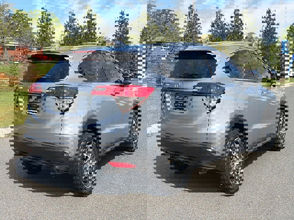 Used 2022 Honda HR-V EX image 3