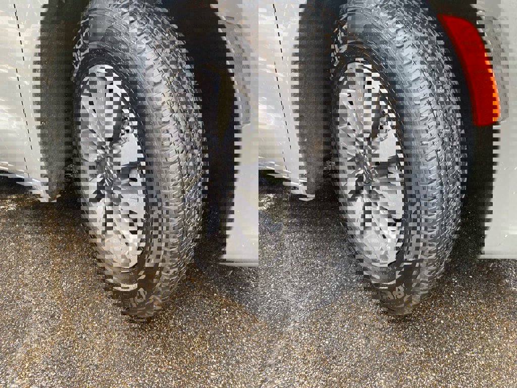 Used 2022 Chrysler Pacifica Touring-L image 27