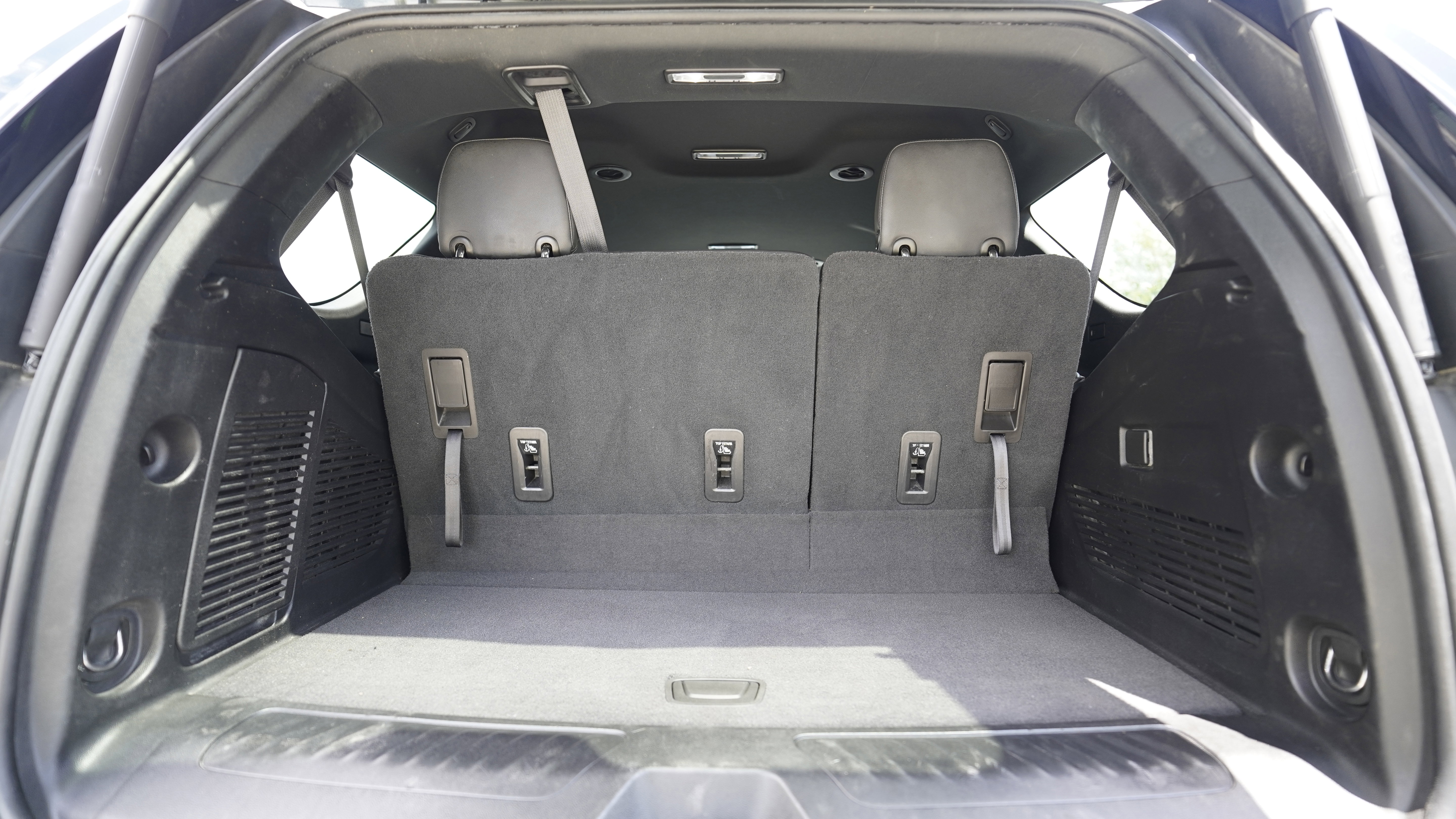 Used 2021 Chevrolet Tahoe LT AWD/4WD image 45