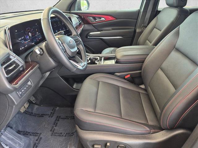 Used 2025 Chevrolet Traverse Z71 w/ Driver Confidence Package AWD/4WD image 11