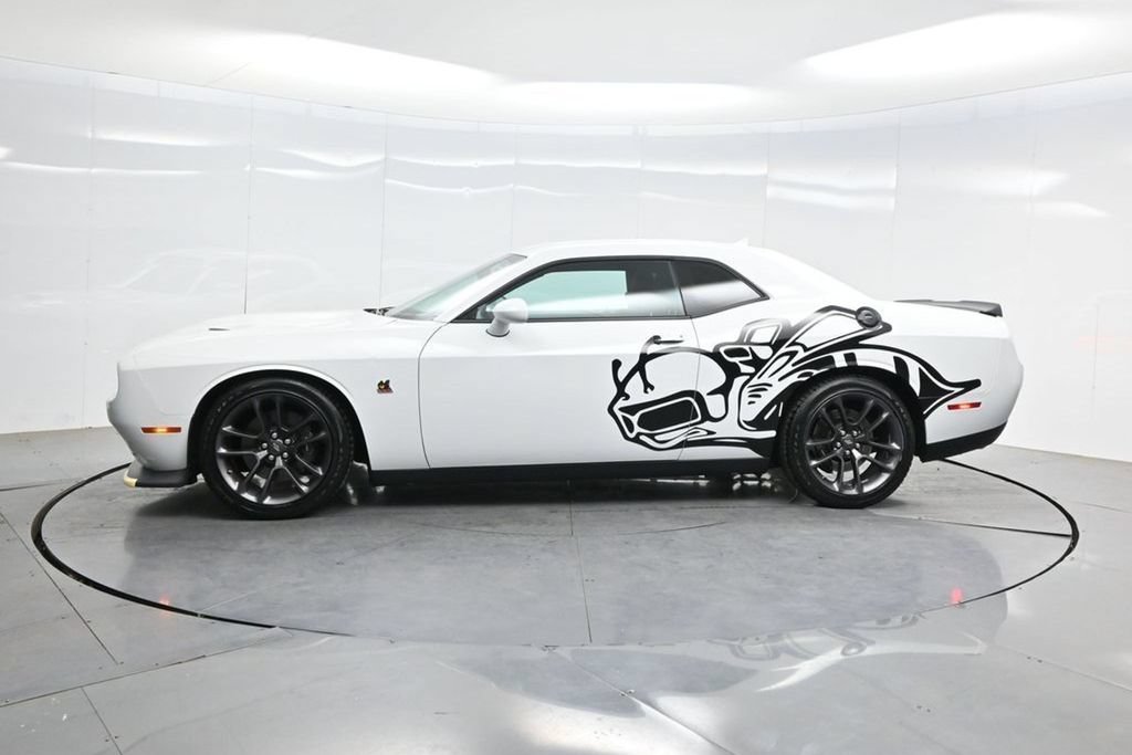 Used 2022 Dodge Challenger R/T Scat Pack w/ Driver Convenience Group RWD image 42