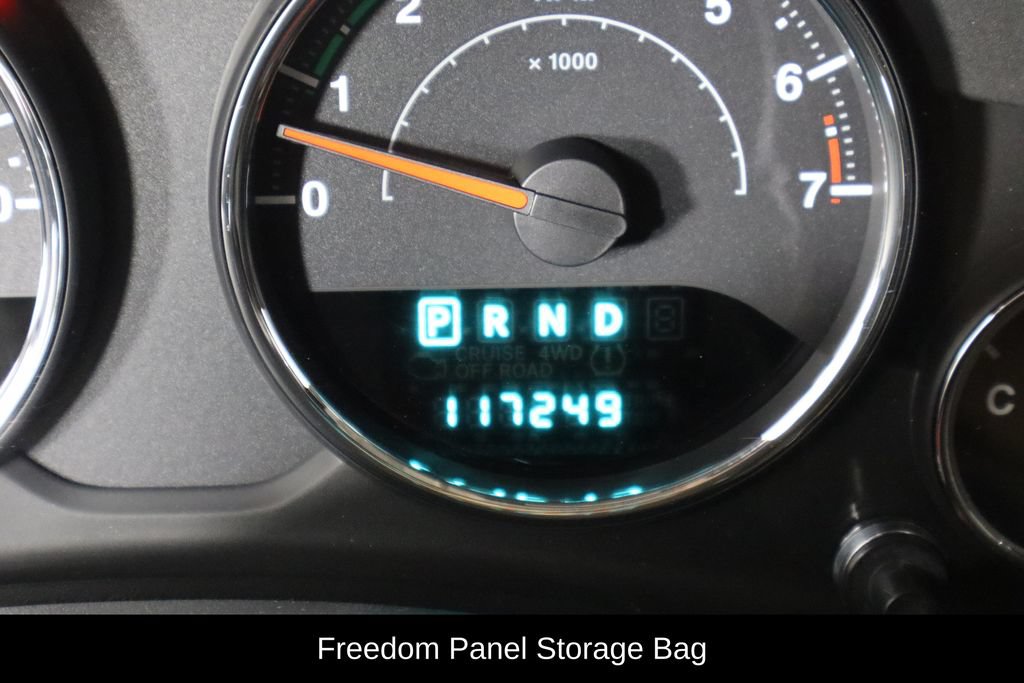 Used 2012 Jeep Wrangler Unlimited Sport AWD/4WD image 27