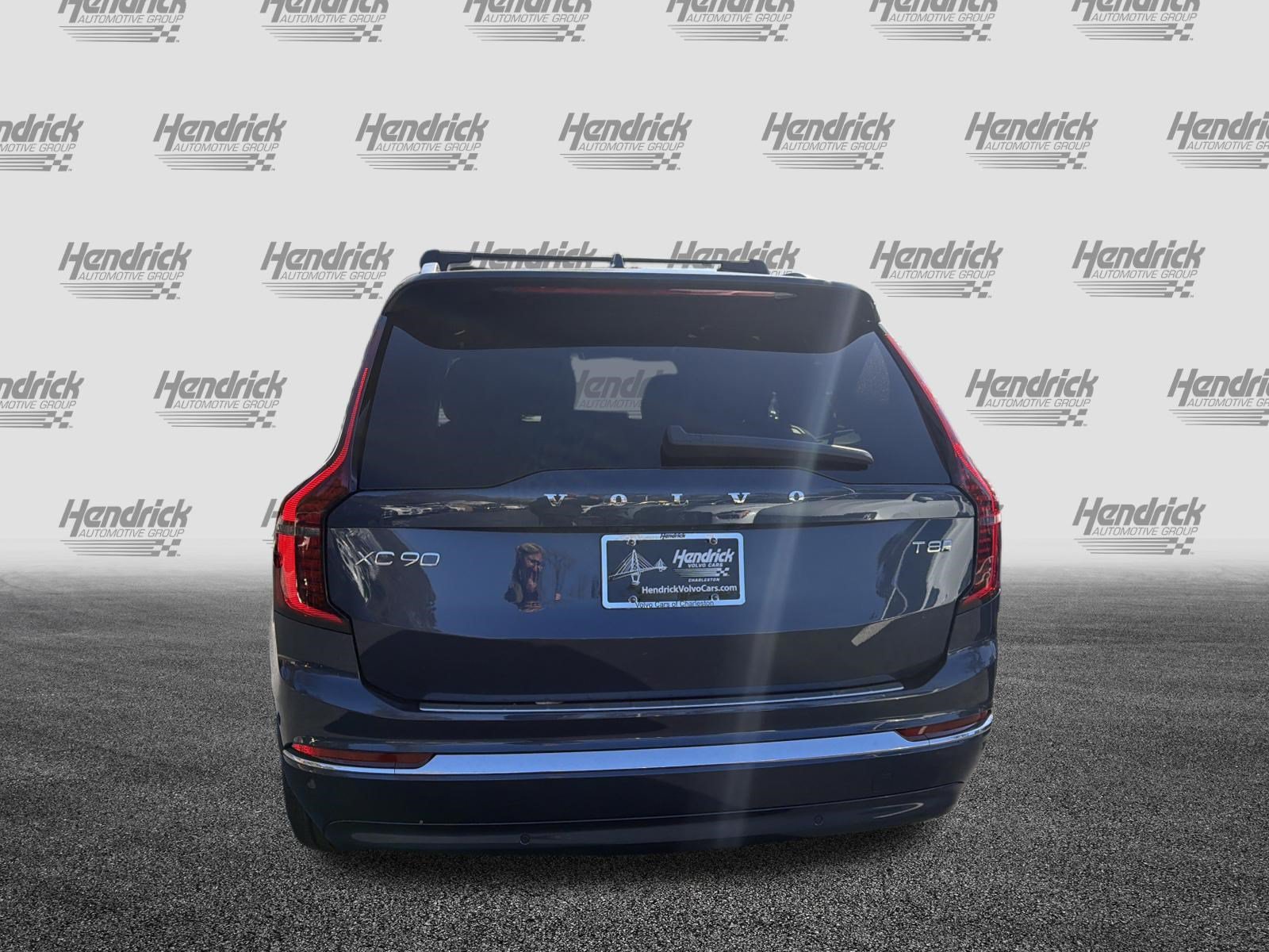 Used 2026 Volvo XC90 T8 Plus w/ Protection Package Premier AWD/4WD image 8