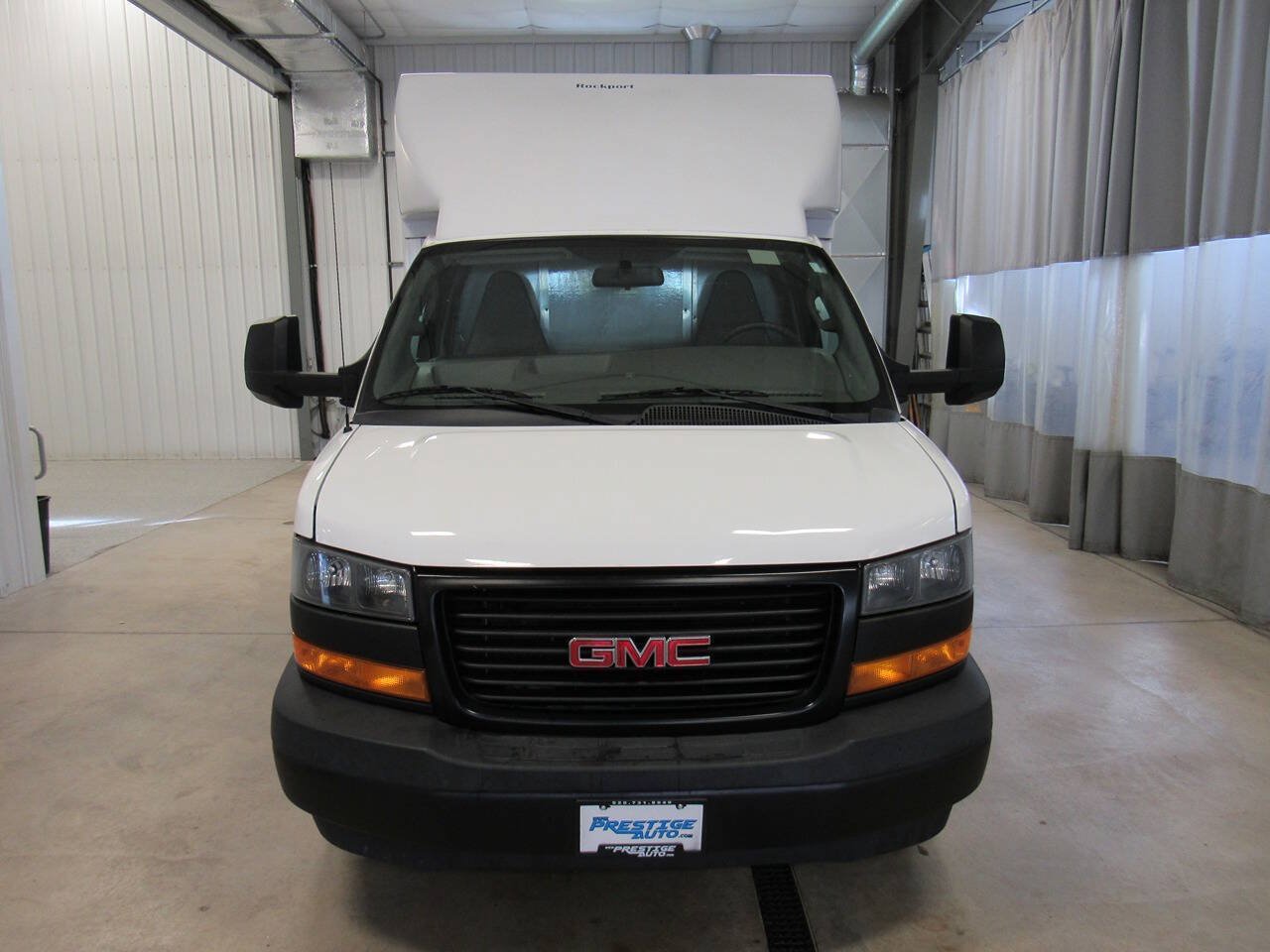 Used 2023 GMC Savana 3500 w/ Power Convenience Package RWD image 7