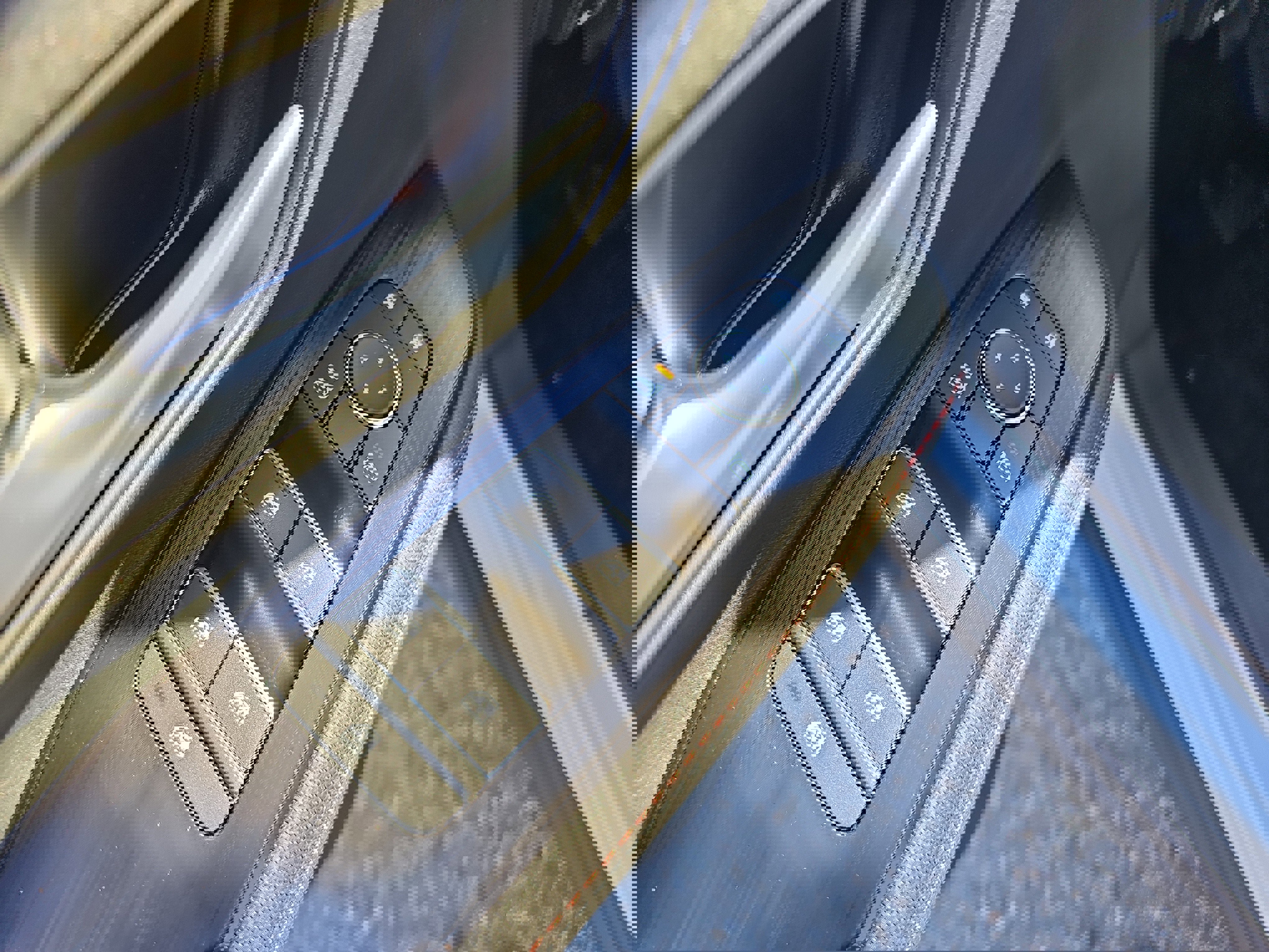 New 2026 Nissan Kicks SR w/ Cold Weather Package image 18